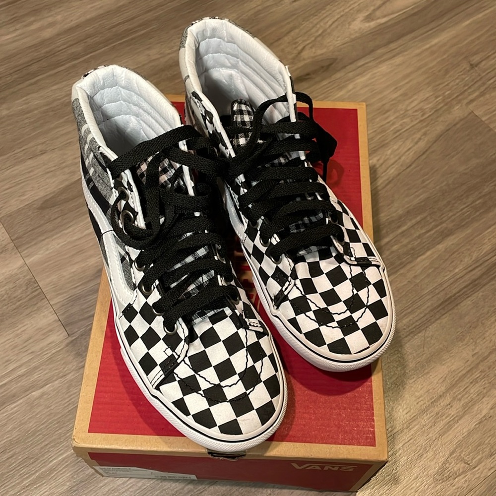 Sk8-Hi Platform Vans